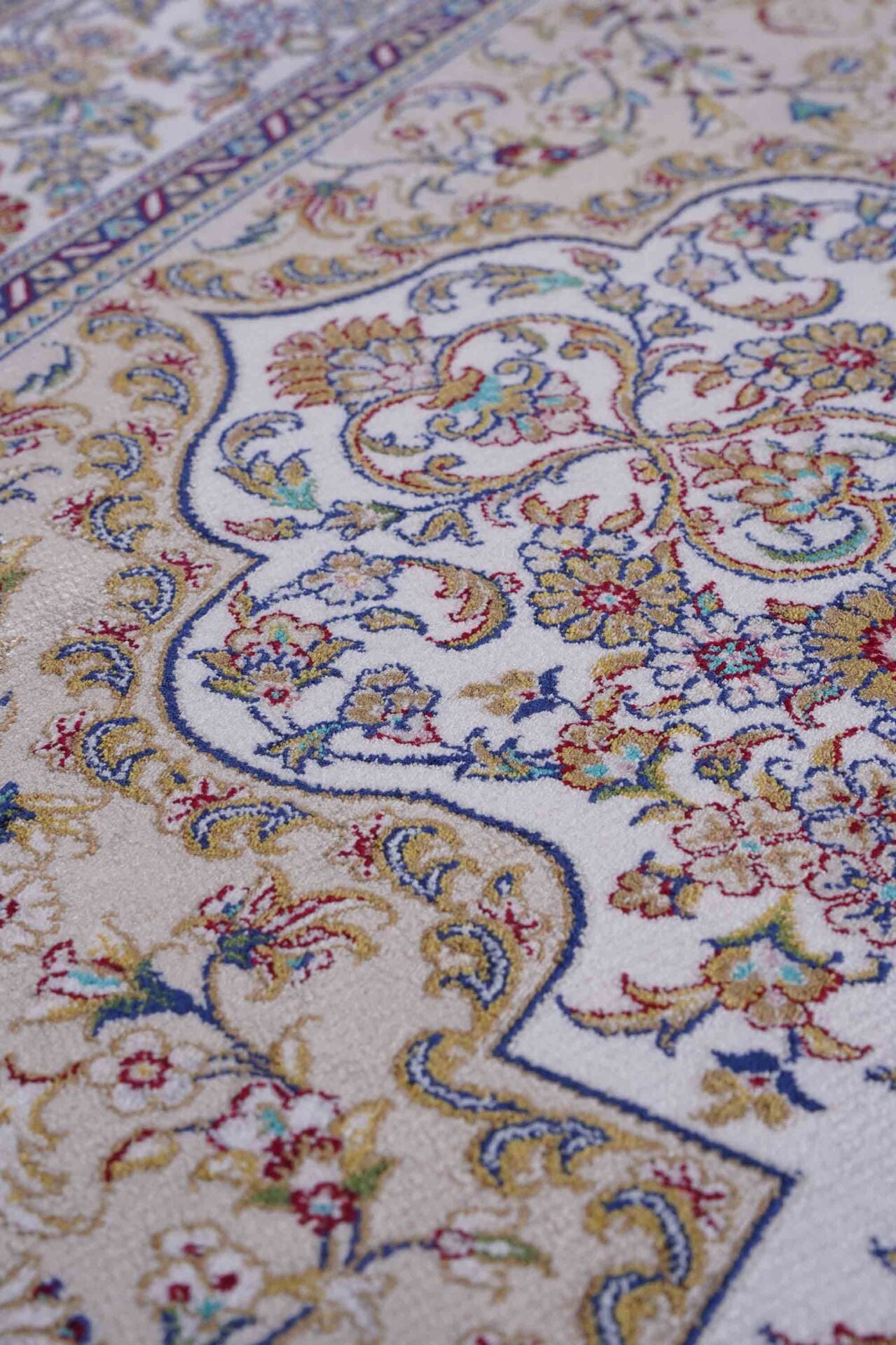 Kumkapı Serisi S818A Lüks Modal Seccade - Krem