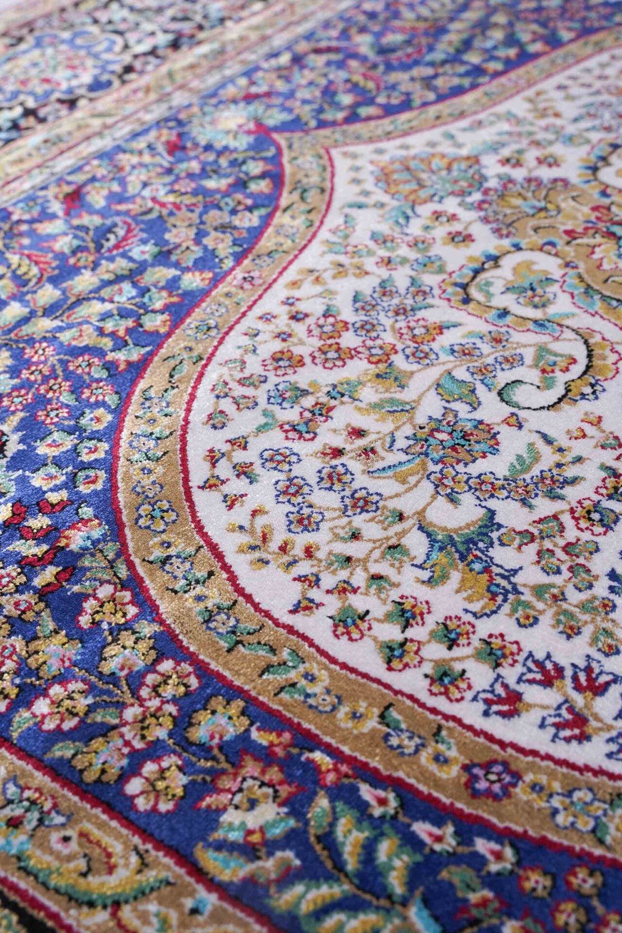 Kumkapı Serisi S163A Lüks Modal Seccade - Krem, Siyah