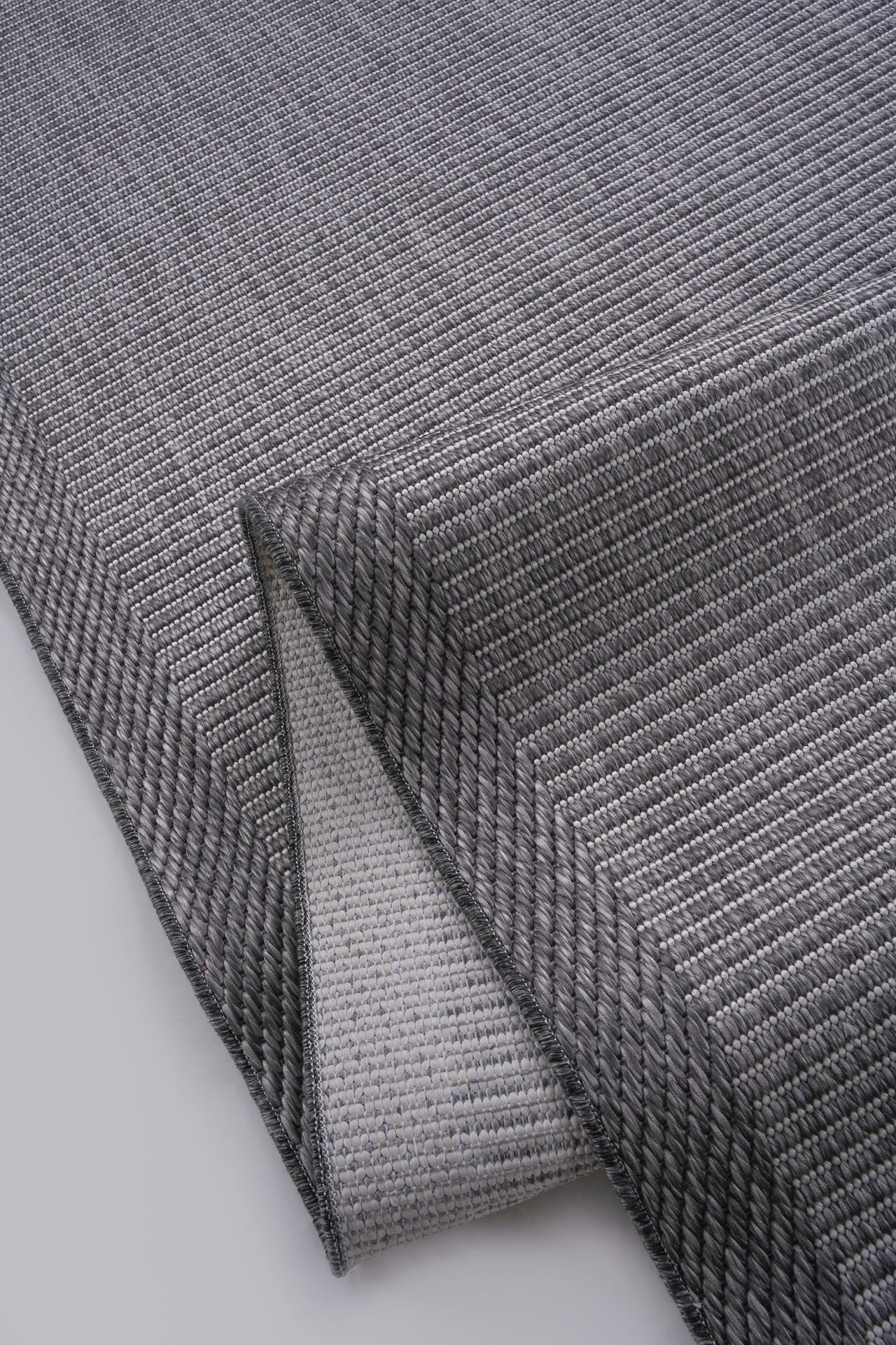 Nova 2004 Kaymaz Taban Bordürlü Sisal Halı