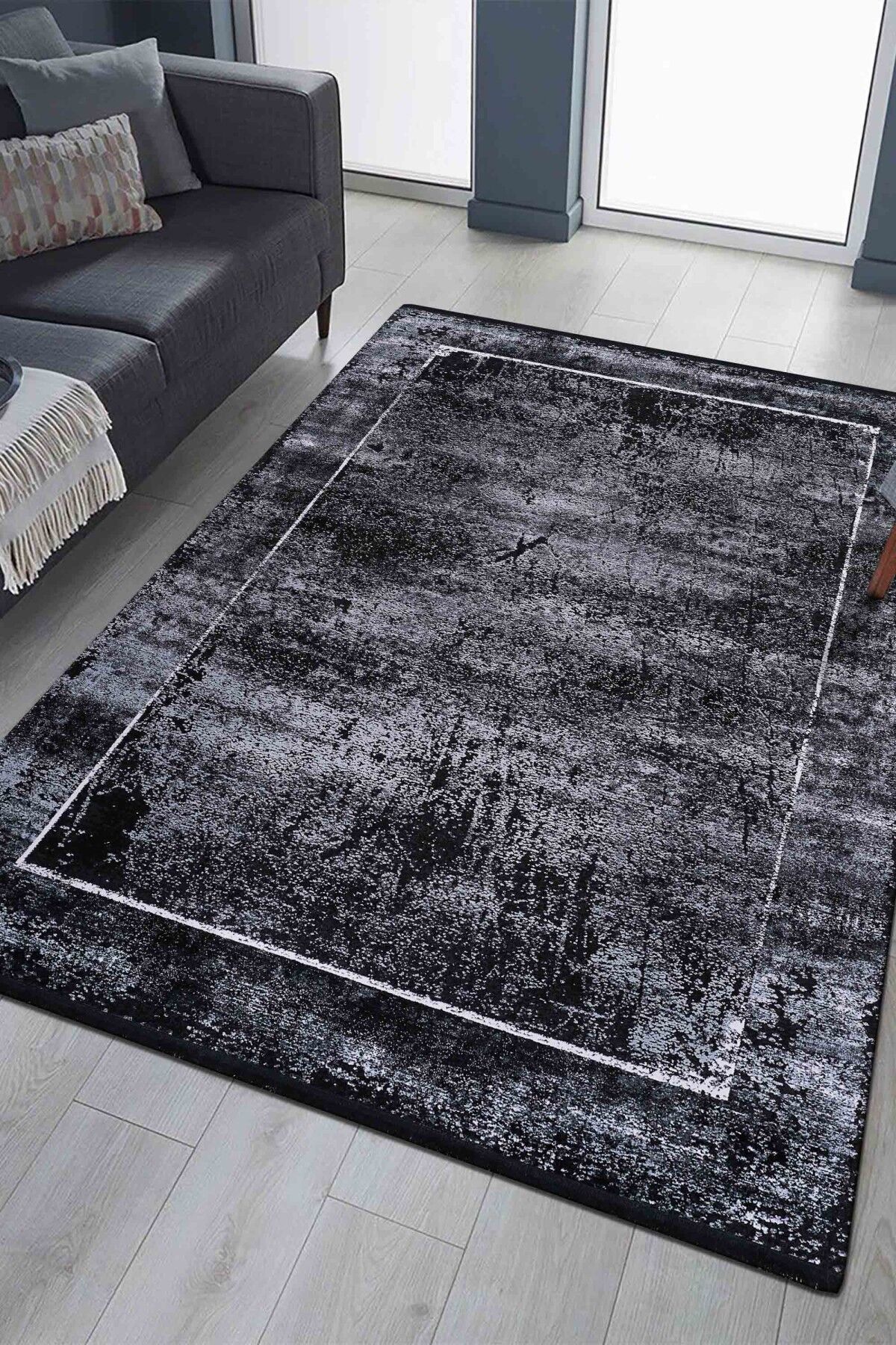 Royal Nero No03A Modern Makine Halısı