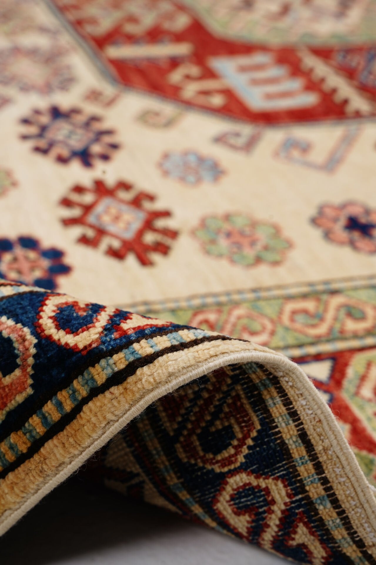 Afgan Şirvan El Dokuma Yün Halı