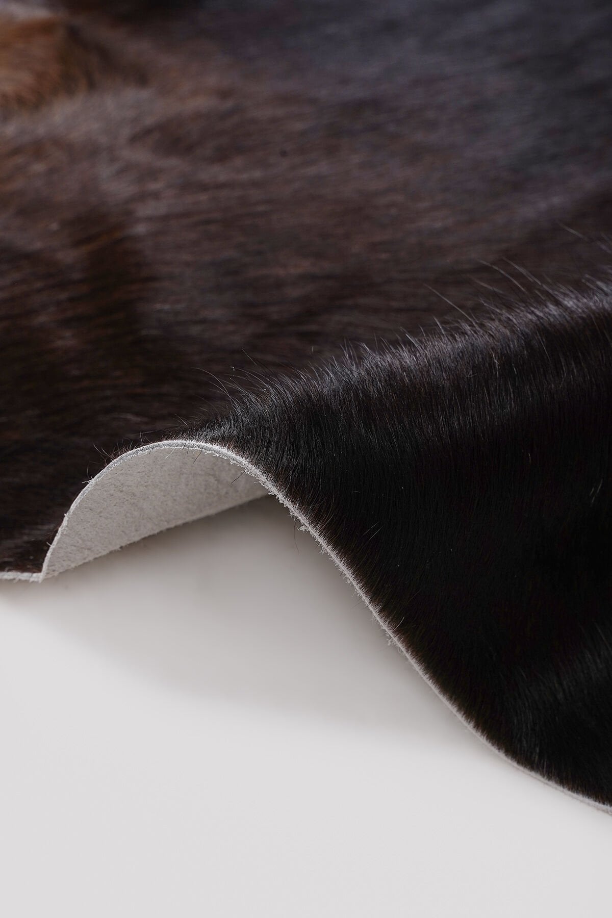 Orjinal Dana Postu Deri Halı