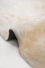 Orjinal Dana Postu Deri Halı