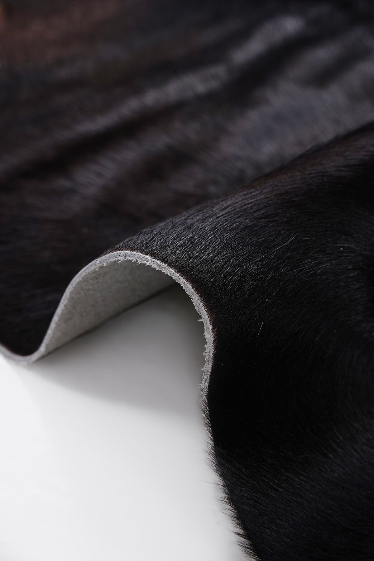 Orjinal Dana Postu Deri Halı