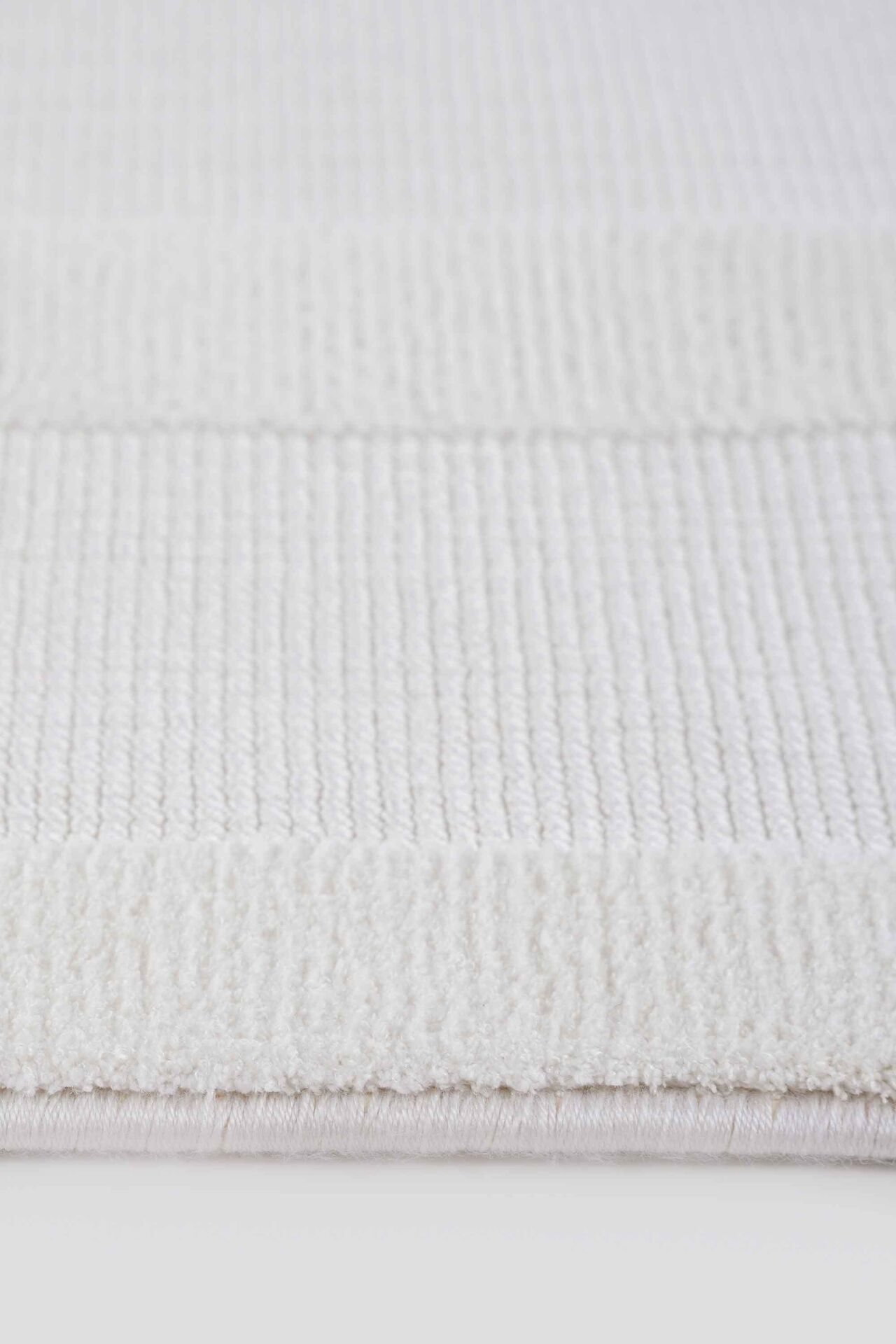 Pierre Cardin Quenta QZ08A Salon Halısı