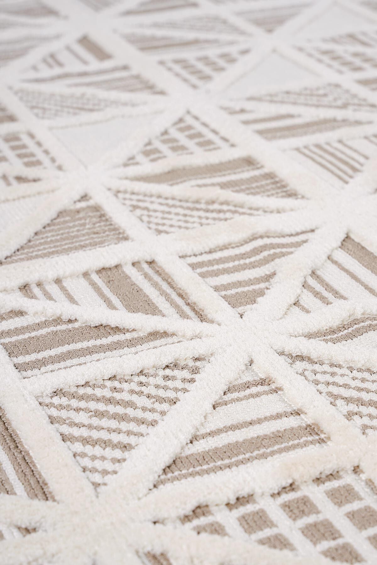 Pierre Cardin Quenta QZ17A Salon Halısı