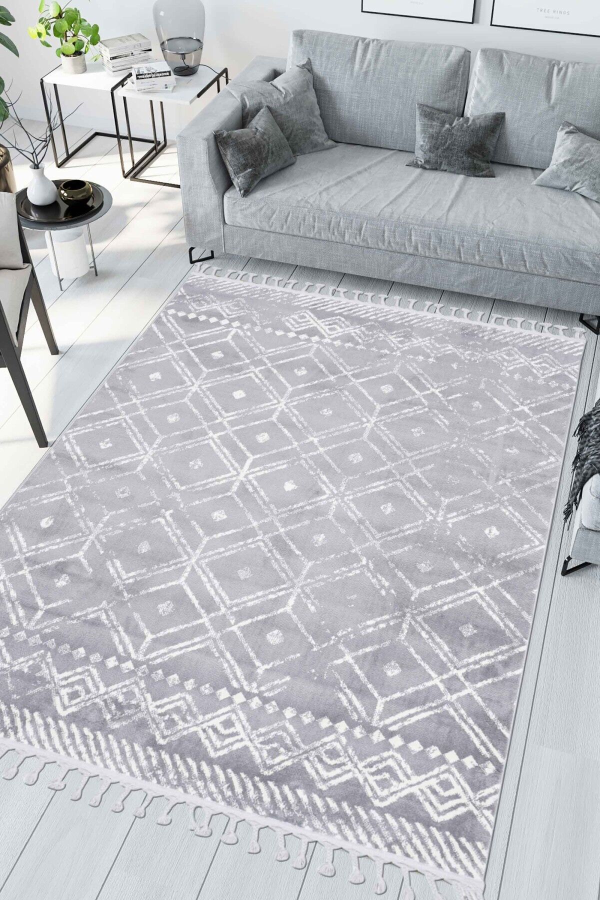 Beyond 4957A Gri Çizgili Modern Makine Dokuma Kilim