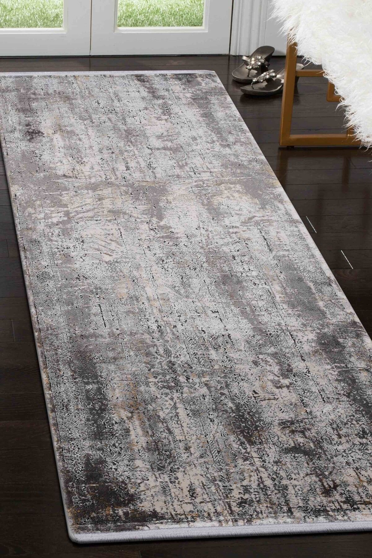 Cornelia 17741A Modern Makine Halısı