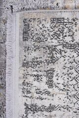 Cornelia 17741A Modern Makine Halısı