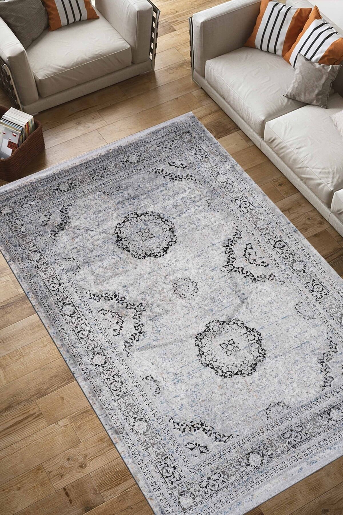 Cornelia 17765A Klasik Makine Halısı